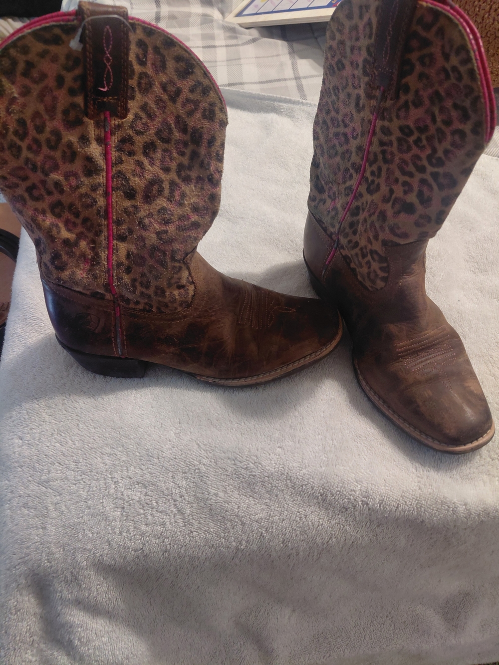 Ariat Brown Leather Cowboy Boots with Leopard Print Shaft and Pink Trim